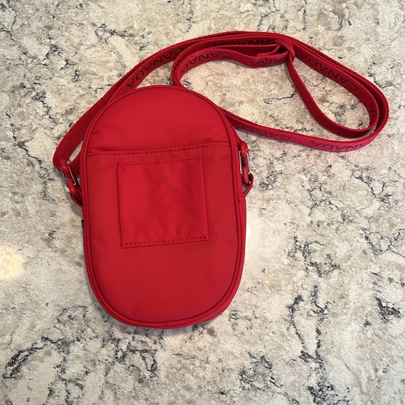 Lululemon Team Canada 2022 Future Legacy Crosbody Bag - Picture 2 of 4